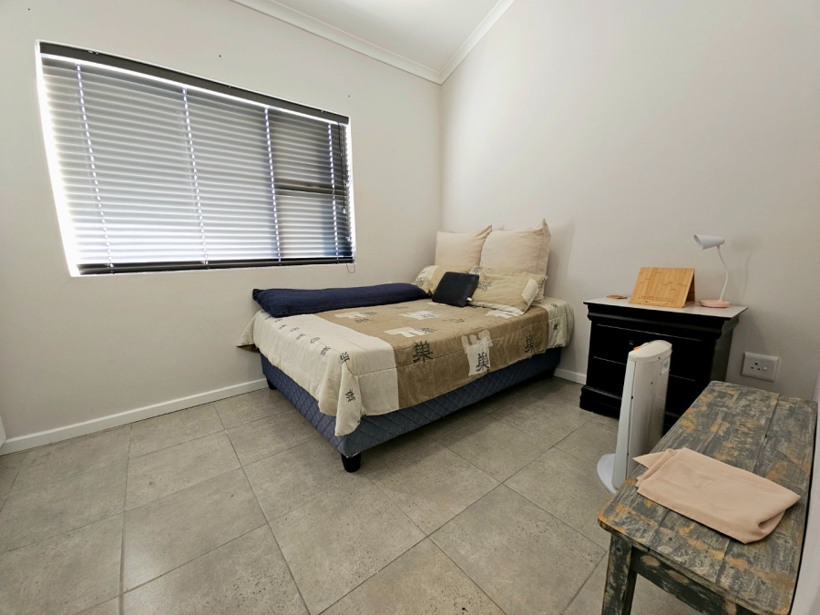 2 Bedroom Property for Sale in Stratford Green Western Cape